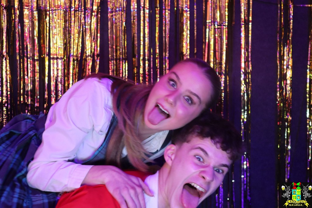 ../Images/Jeugd Opwarmbal Photobooth 107.jpg